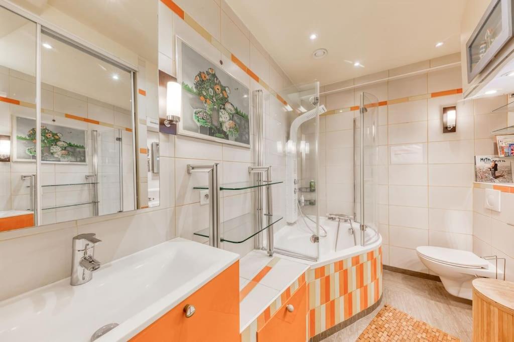 Appartement De Caractere Avec Jardinet Privatif A 1 Min Metro 1, Paris, Disneyland 万塞讷 外观 照片