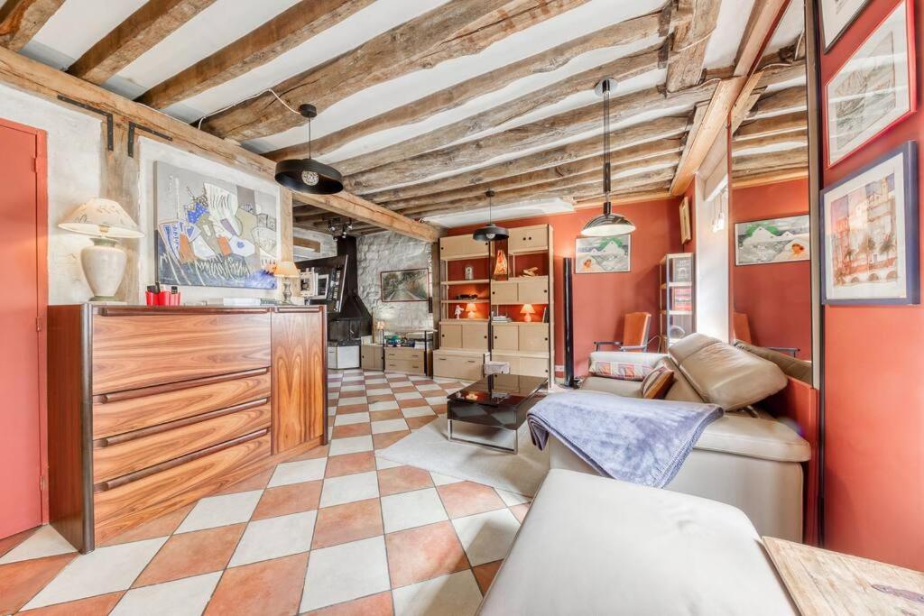 Appartement De Caractere Avec Jardinet Privatif A 1 Min Metro 1, Paris, Disneyland 万塞讷 外观 照片