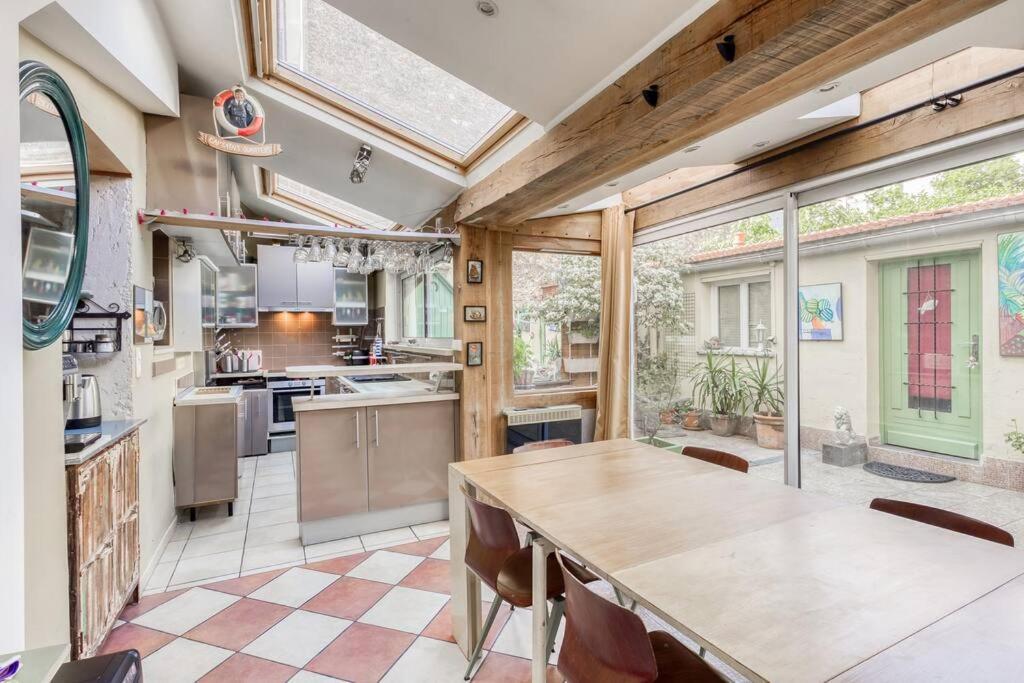 Appartement De Caractere Avec Jardinet Privatif A 1 Min Metro 1, Paris, Disneyland 万塞讷 外观 照片